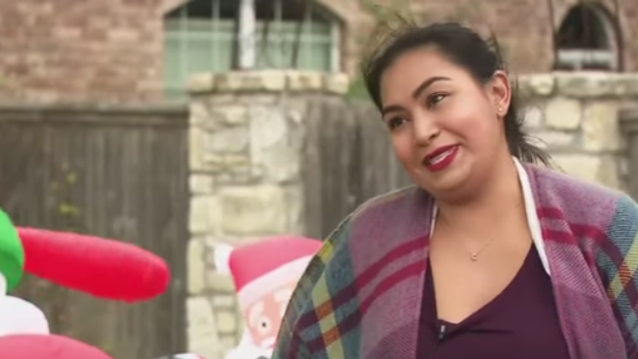 Texas Couple Ordered To Take Down Christmas Decorations Because They Put Them Up 'Too Early'