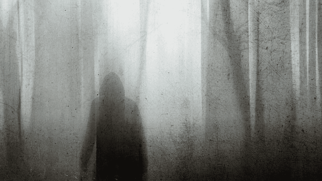 People Share Photos That Have The Creepiest Backstories