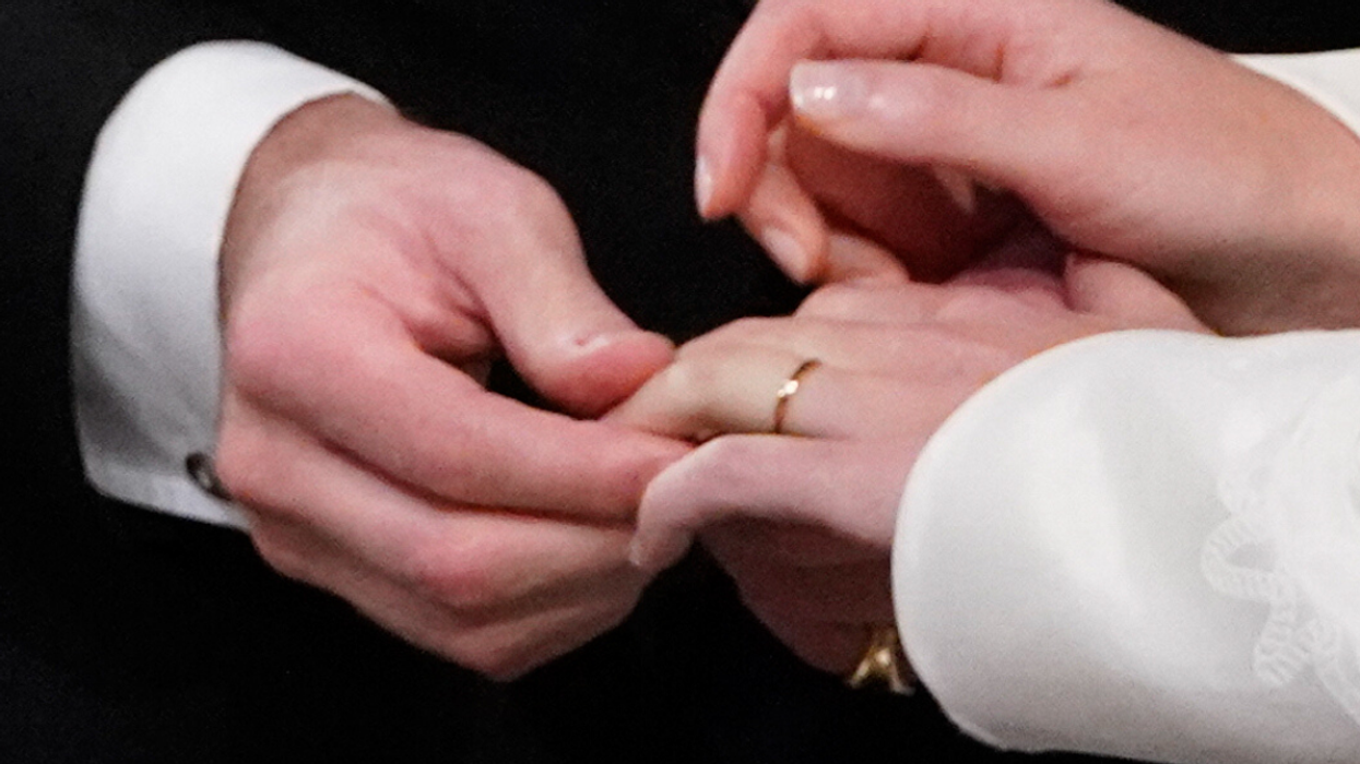 Bride Upsets Her Parents After Starting Her Wedding Without Them When They Weren't There On Time