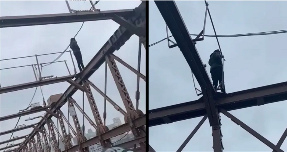 Driver Successfully Pleads With Man Not To Jump Off Brooklyn Bridge In Dramatic Video