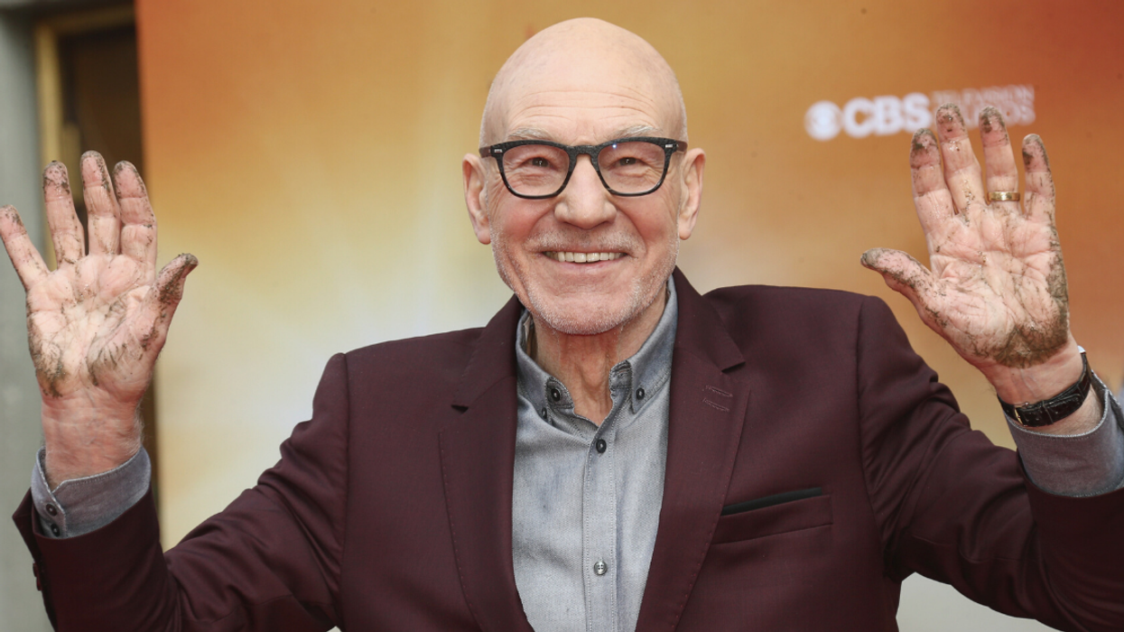 'Star Trek' Cleverly Takes Over London's Piccadilly Circus To Promote New Series