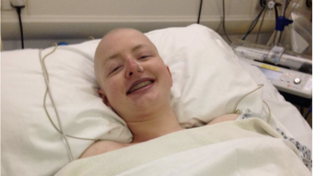 Teen Basks In Compliments About Her Weight Loss Only To Learn It Was All Due To Massive Ovarian Tumor