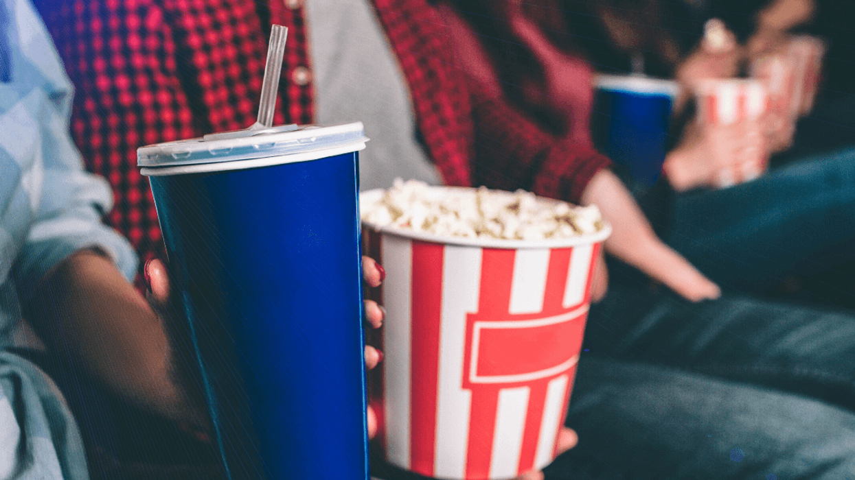 Nebraska Moviegoers Hospitalized After Theater Accidentally Mixes Cleaning Fluid Into Their Drinks