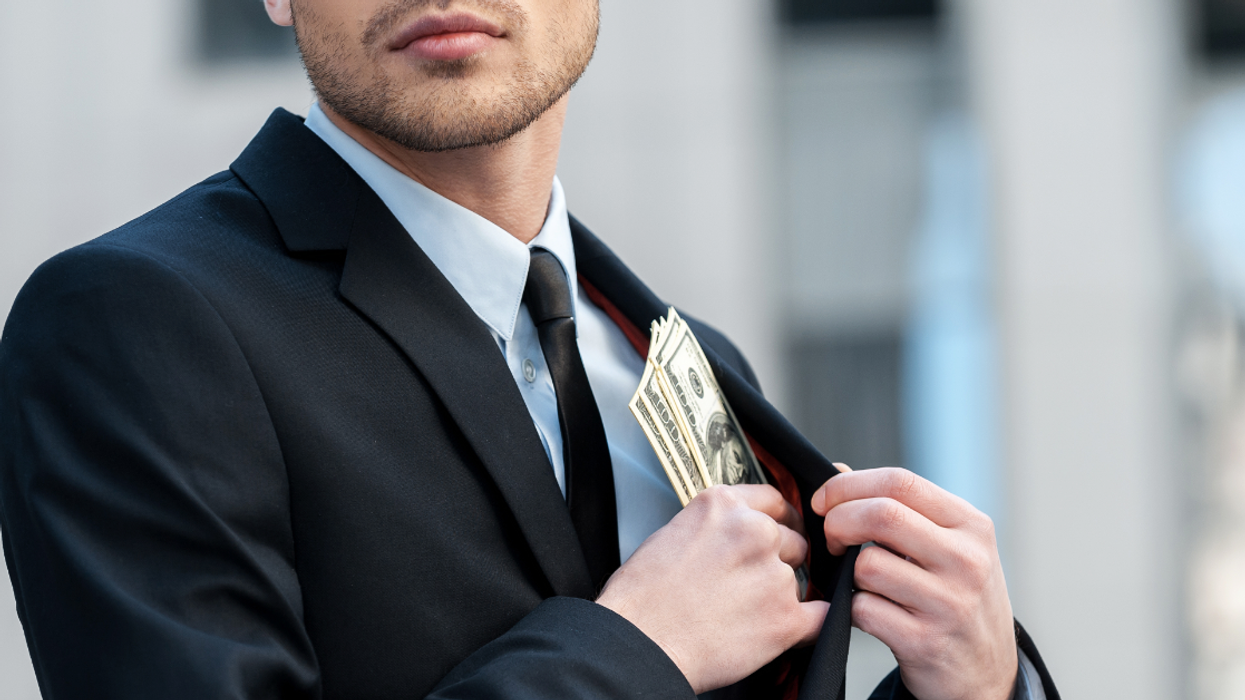 Woman Causes Family Rift After Finding Out Her Step Brother Has Been Pocketing The Birthday And Christmas Money Meant For His Wife's Two Kids