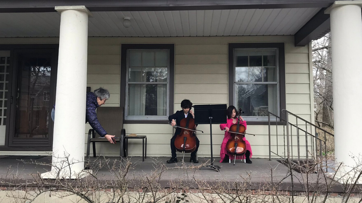 Two Young Ohio Kids Played A Beautiful Cello Concert On Their Elderly Neighbor's Patio To Give Her A Moment Of Joy During Her Self-Isolation