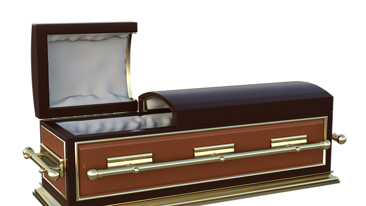 People Share The Craziest Thing They've Ever Seen Happen At A Funeral