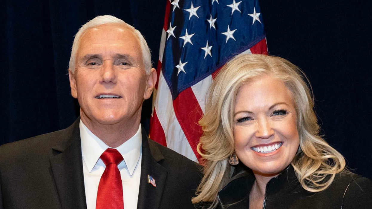 Anti-LGBT 'Activist Mommy' Who Claimed Gay People Want To Destroy The 'Natural Family' Announces She's Getting A Divorce