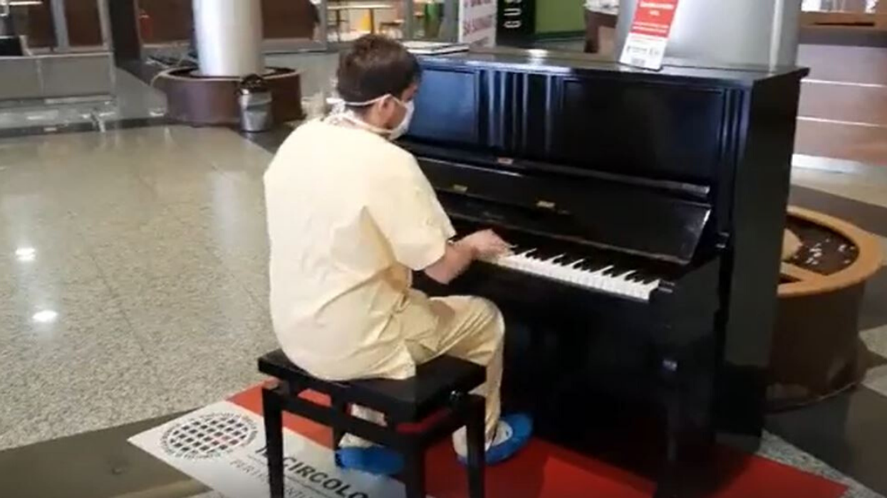 Doctor Takes Break From Saving Lives To Lifts Spirits With Rousing Rendition Of Queen's 'Don't Stop Me Now'