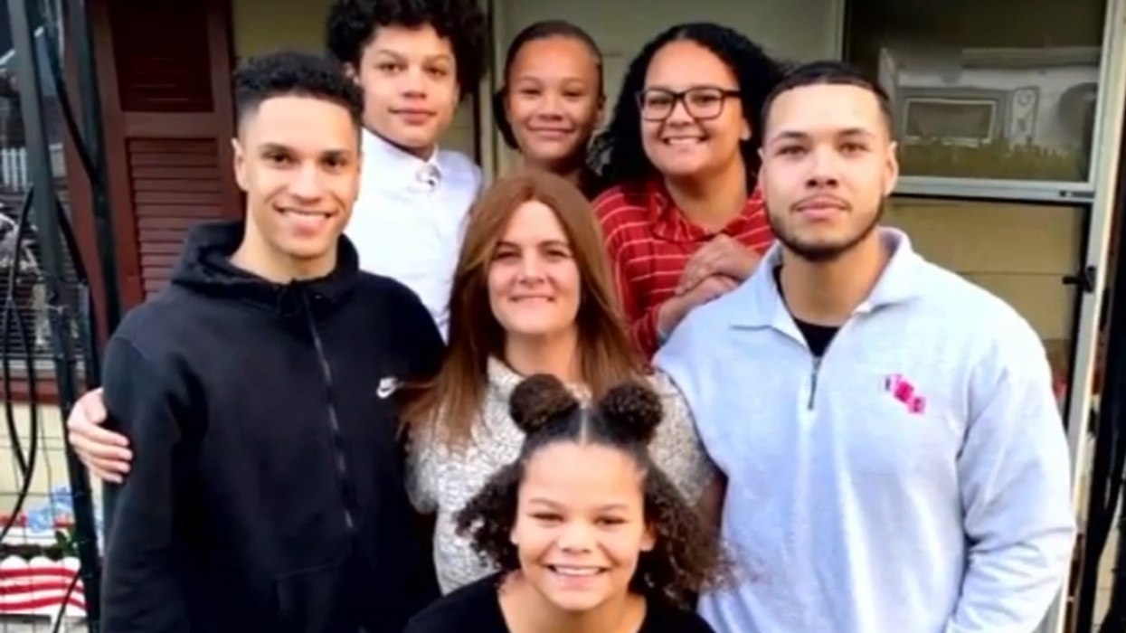 Kids Of A Single Mother Of Six Open Up About The Heartbreak Of Having To Say Goodbye To Her Via Walkie-Talkie