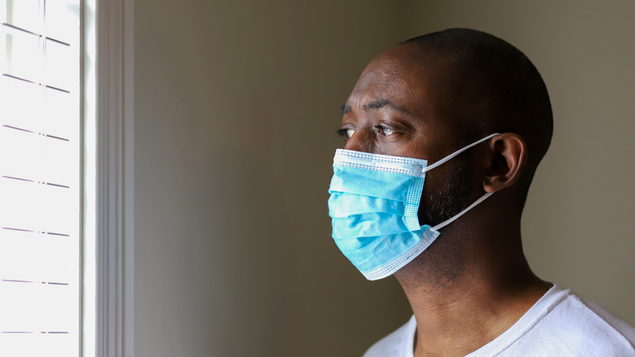 Black Man Pens Powerful Thread About Privilege When It Comes To Being Able To Wear A Non-Medical Mask In Public