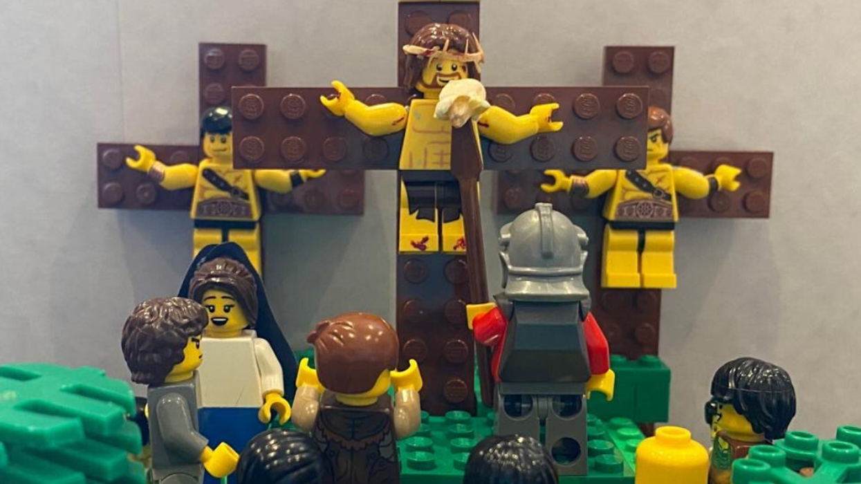 Christian Youth Worker Uses Legos To Recreate Holy Week Scenes To Appeal To Kids With Woman They Met On Instagram