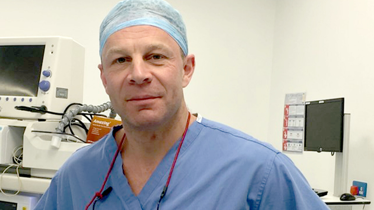 Surgeon Pens Touching Ballad For Health Care Workers Who've Died Fighting Pandemic