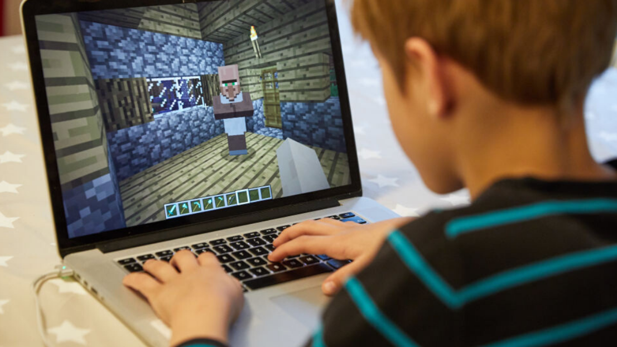 Parent Hit With Backlash After Deleting Minecraft World Their Young Son Spent A Year Building As Punishment For Sleeping In