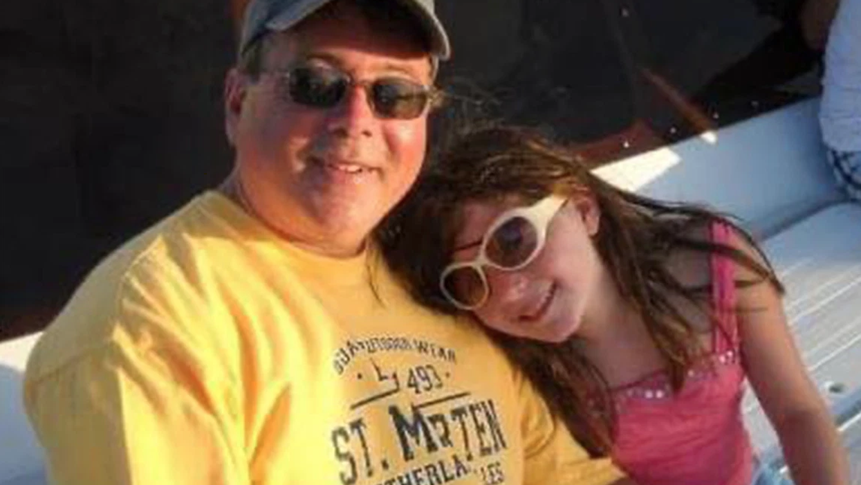 College Student Whose Father Died From Virus Slams Professor's Heartless Response To Possible Assignment Extension