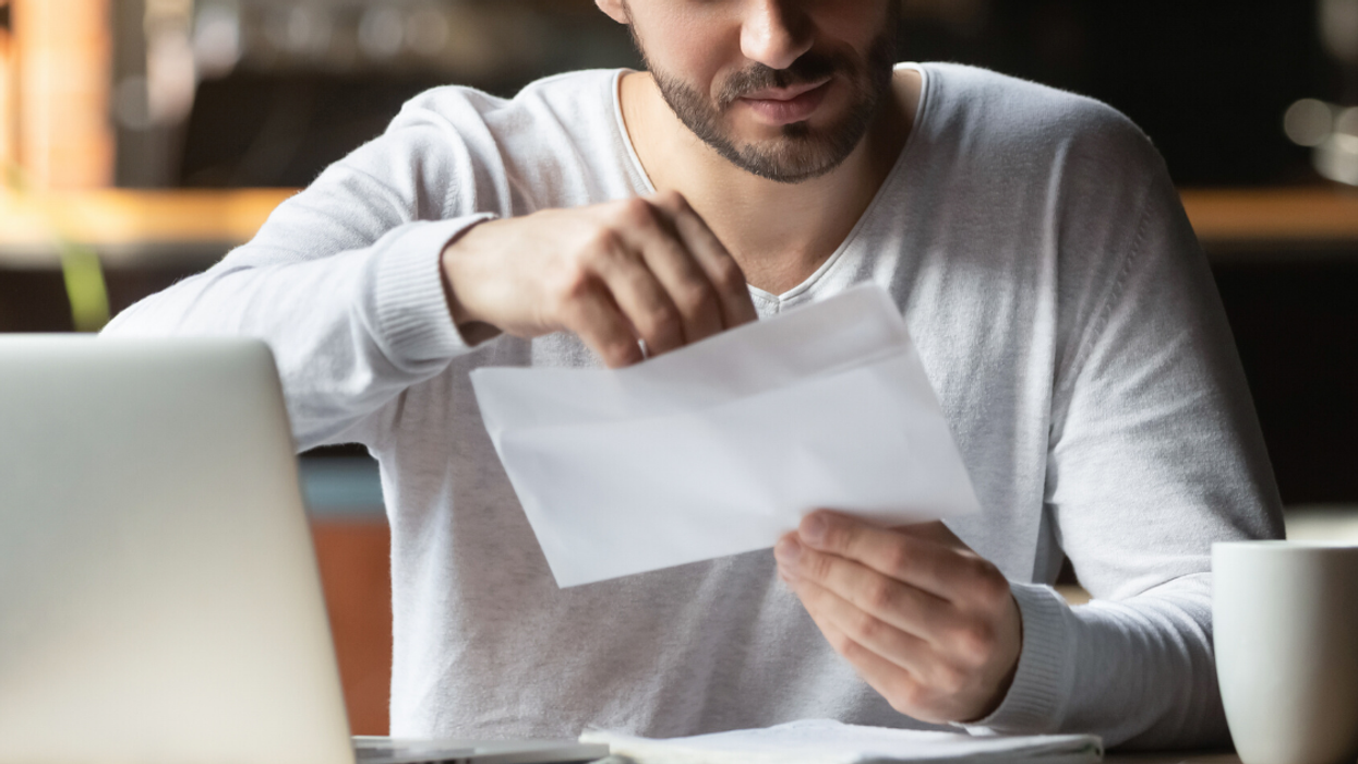 College Student Furious After His Parents Potentially Cost Him His Grant Money By Opening His Mail And Not Telling Him