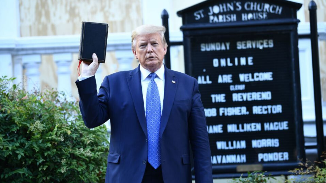 Obama's Former Photographer Just Threw Some Serious Shade At Trump's Bible Stunt With A Throwback Photo