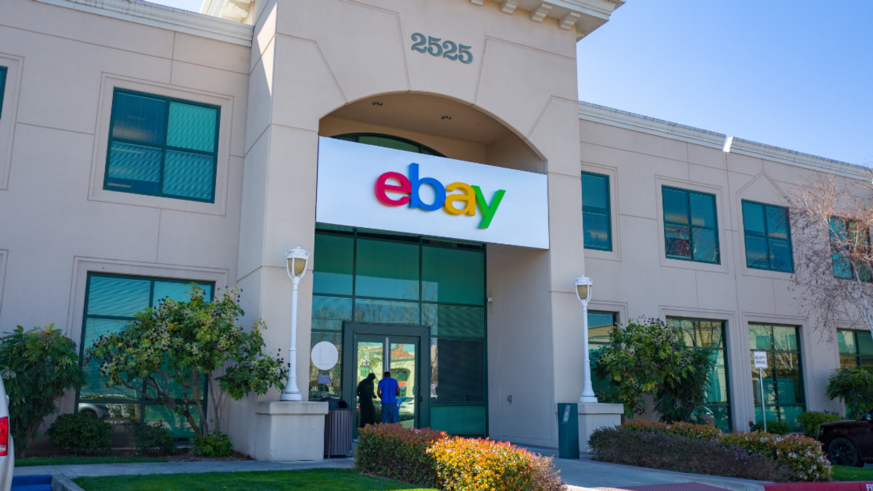 eBay Execs Charged After Sending Roaches And Spiders To Harass Couple Who Criticized Them In Newsletter