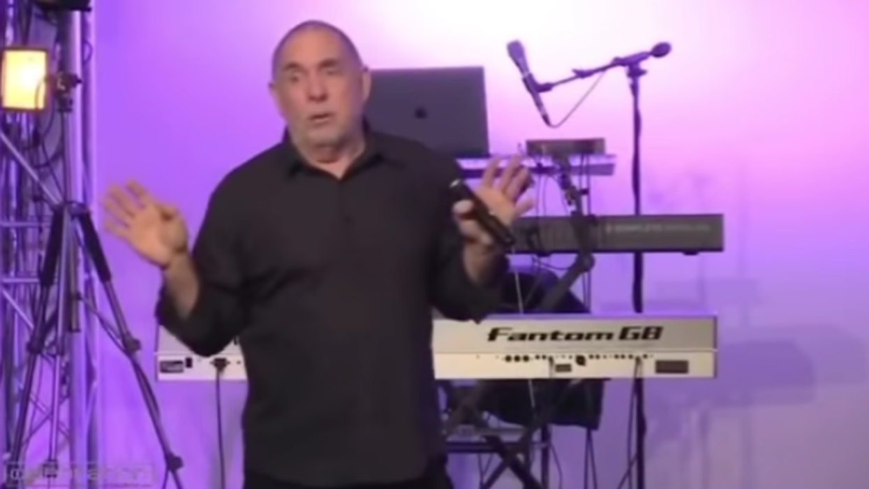 Pastor Hit With Backlash After Calling Bisexuality The Same As 'Whites Pretending To Be Black'