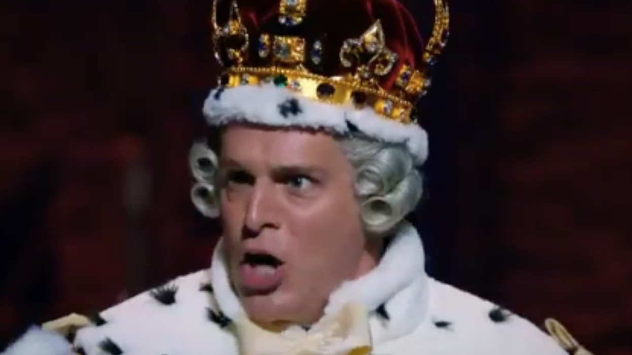 'Hamilton' Viewers Are Obsessed With How Aggressively Jonathan Groff Spits All Over Himself