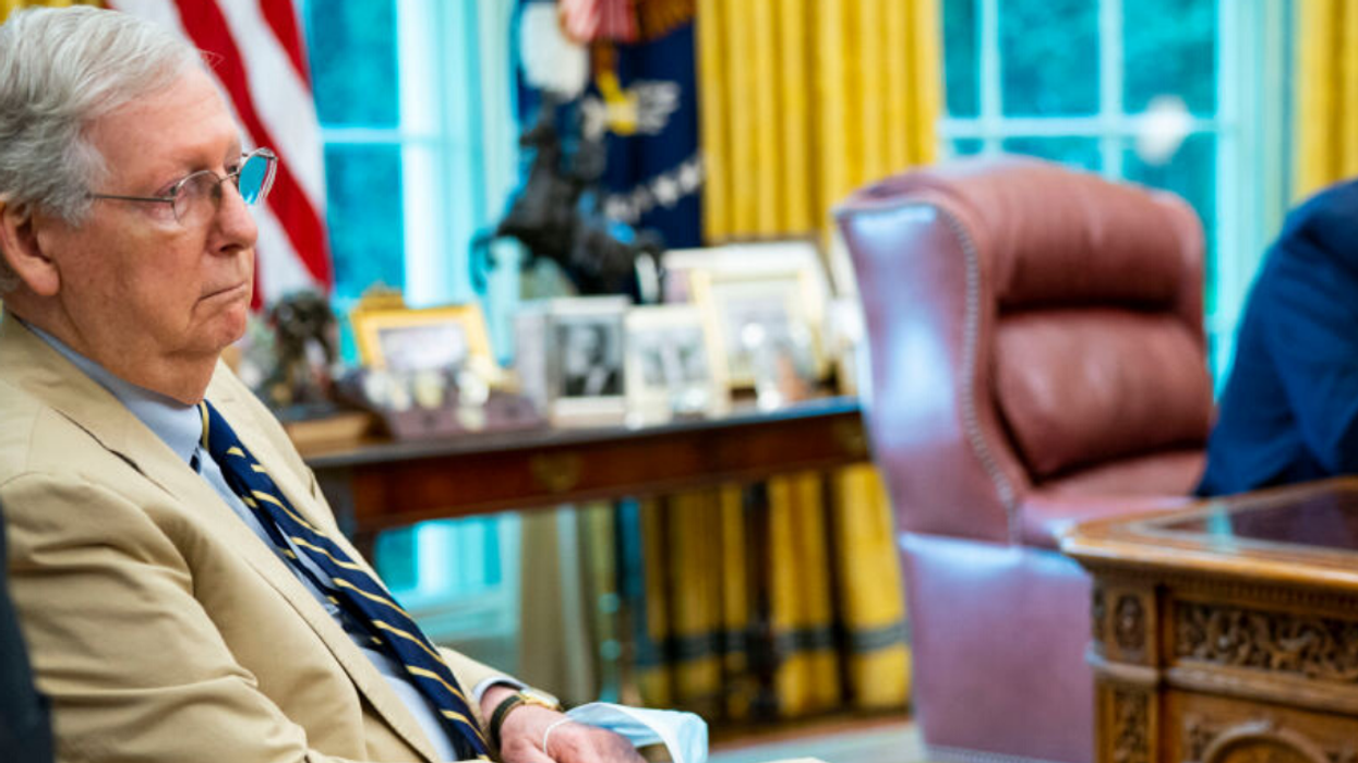 Mitch McConnell Ripped For Wearing Tan Suit Like The One Republicans Notoriously Blasted Obama For Wearing