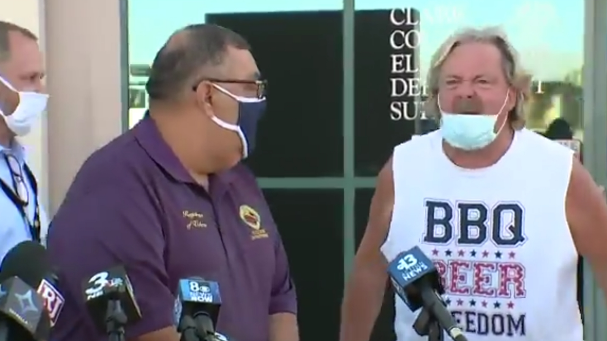 Man In 'BBQ, Beer, Freedom' Shirt Interrupts Nevada Press Conference To Rant About The Bidens
