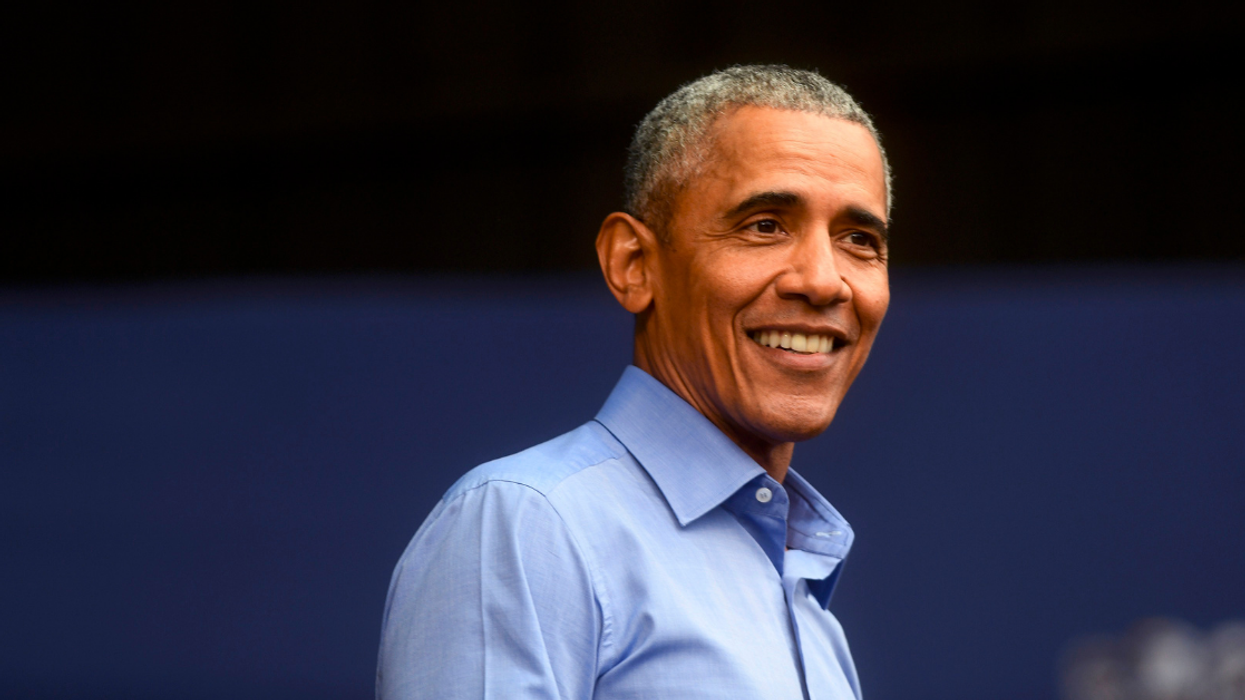 Obama Says He Had To Quit Coaching Sasha's Basketball Team After Rival Parents Complained