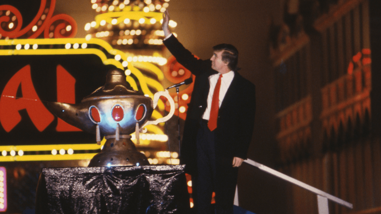 Bizarre Story About Trump Fearing He Would Be 'Cut In Two' By Laser Beam At Casino Goes Viral