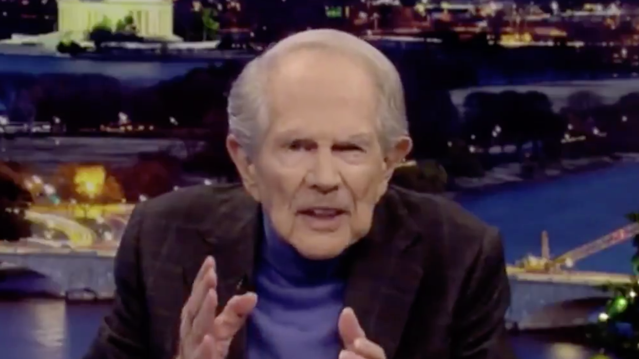 Pat Robertson Calls on God to 'Intervene' in the Election to Keep Trump President in Bonkers Rant