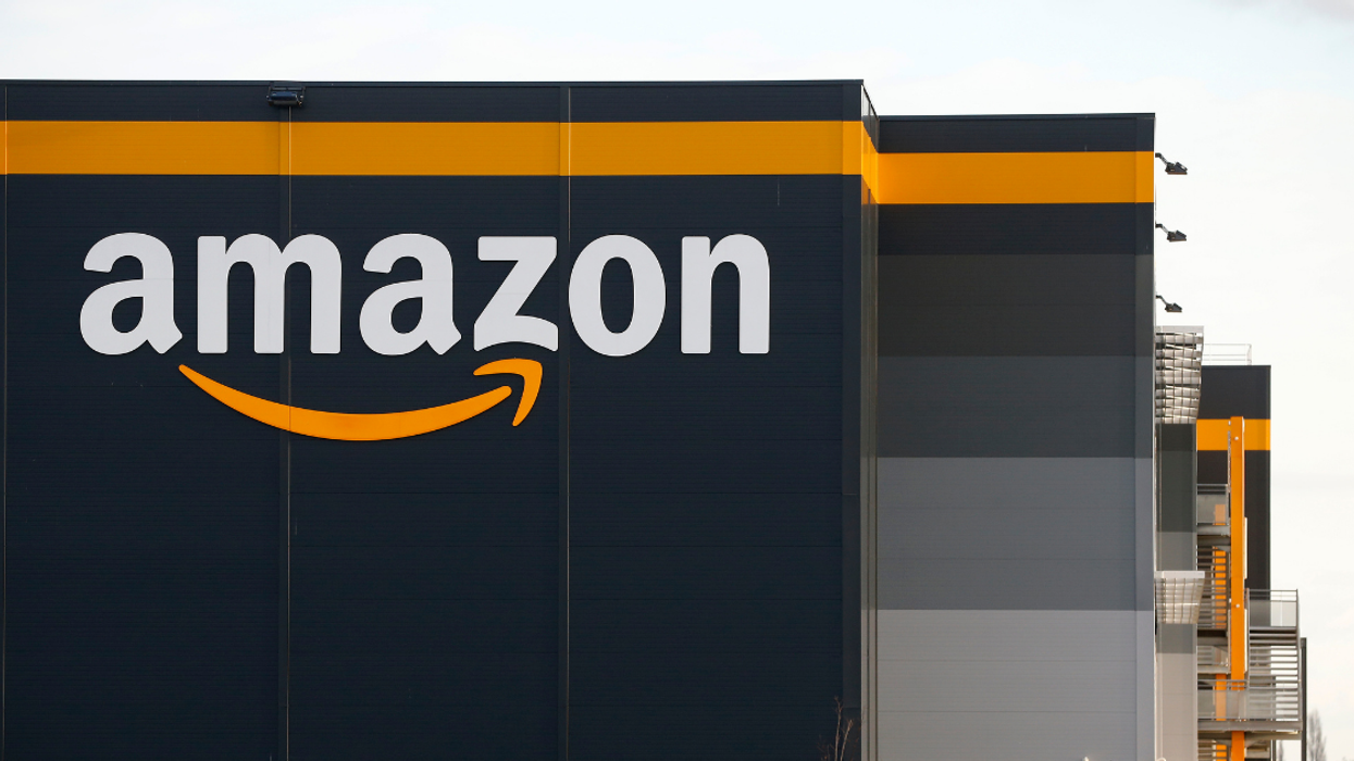 Amazon Changes New Logo After People Pointed Out Its Awkward Resemblance To Hitler