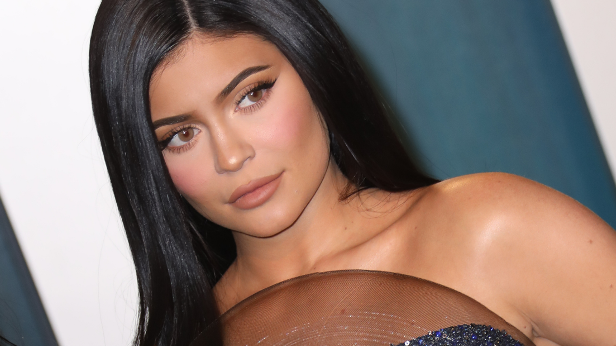 Kylie Jenner Hit With Backlash After Asking Fans To Fund Her Makeup Artist's Brain Surgery After Crash