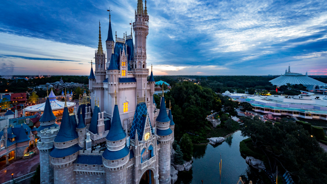Guy Spends $15k On Disney World Trip Only To Be Arrested For Refusing A Temperature Check