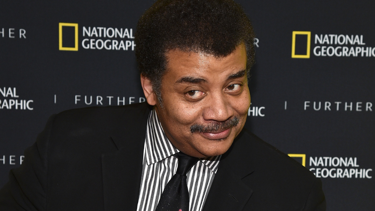 Neil DeGrasse Tyson Epically Called Out By Frozen Meat Company Over Questionable Science Tweet