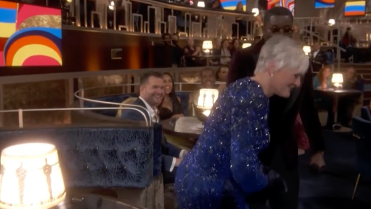 Glenn Close Basically Won An Honorary Oscar By Doing 'Da Butt' Dance During The Ceremony