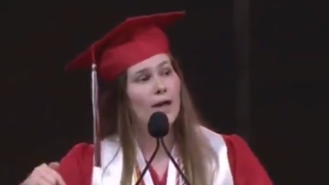 TX Valedictorian Scraps Approved Commencement Speech to Slam New Anti-Abortion Law