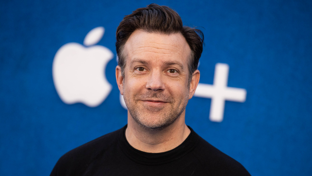 Writer Shares Poignant Email Jason Sudeikis Sent Him After His Dad Died: 'He Really Is Ted Lasso'