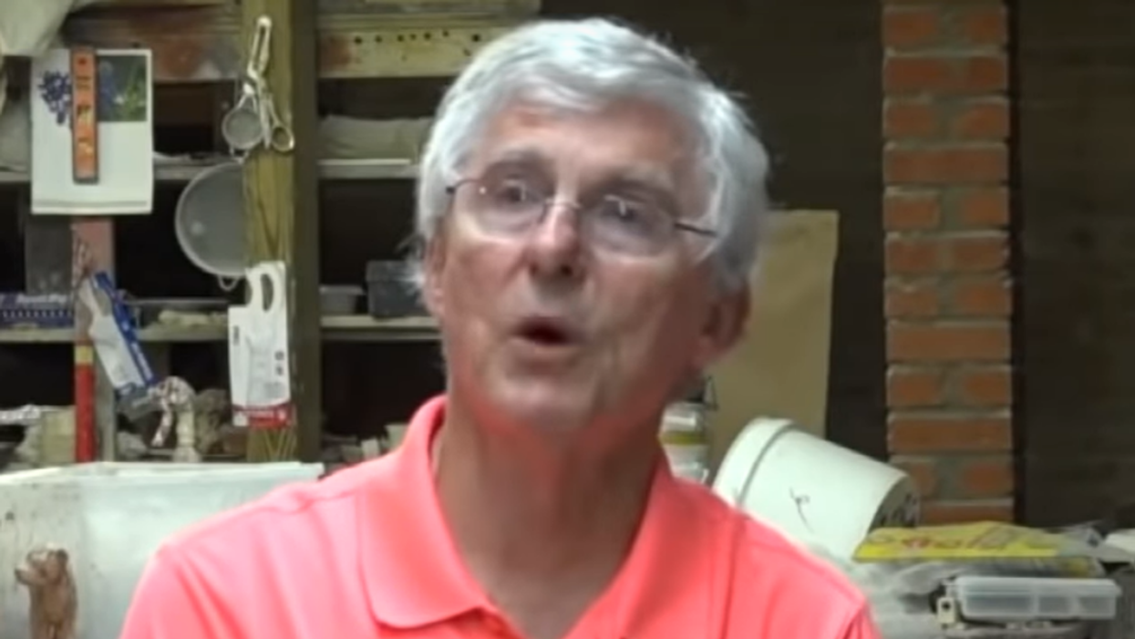 Texas Artist's Super Cringey 'Mount Trumpmore' Sculpture Has Twitter Saying 'No Thanks'