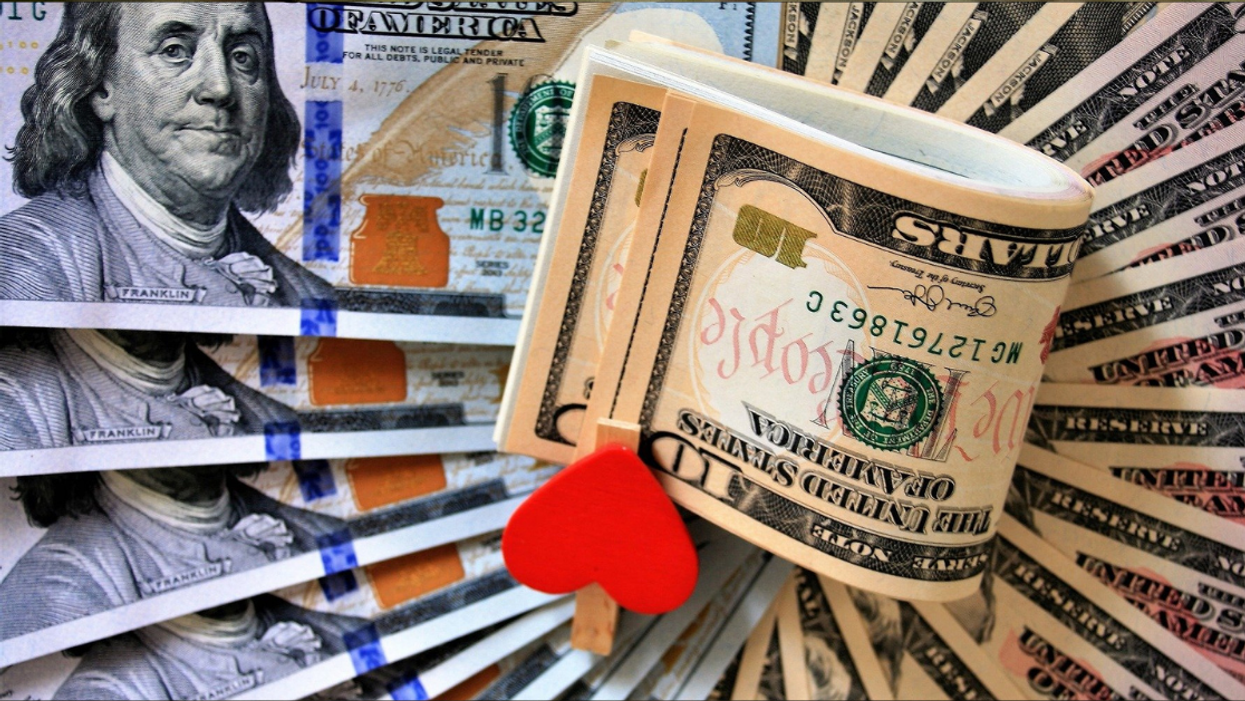 People Break Down Which Professions Are Completely Overpaid