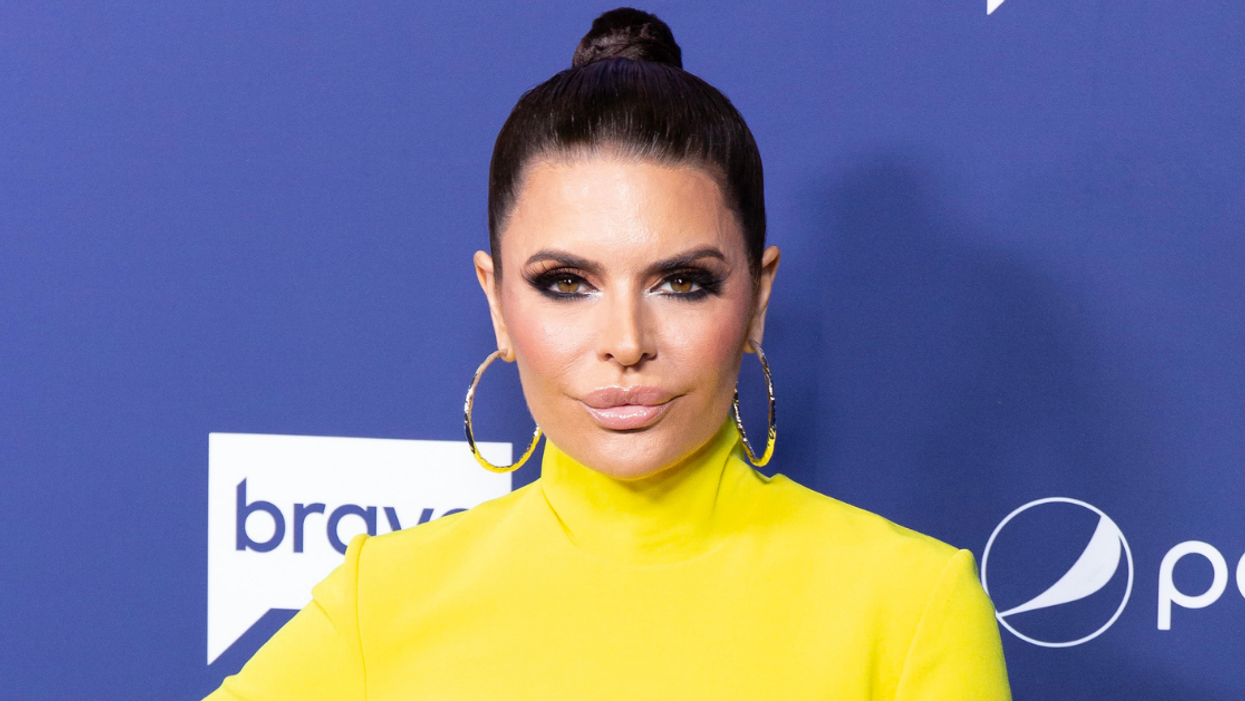 'Real Housewives' Star Lisa Rinna Sued For Posting Paparazzi Photo Of Her And Daughters On Instagram