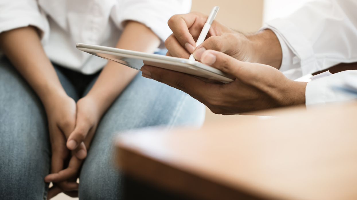 Hospital Apologizes After Woman With Period Pain Is Instead Diagnosed With 'Homosexuality'