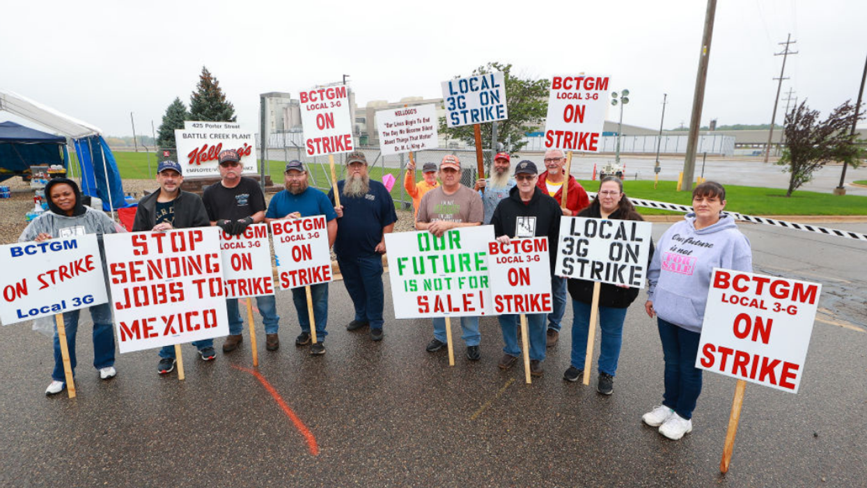Kellogg's Bombarded With Fake Applications As They Try To Permanently Replace Striking Workers