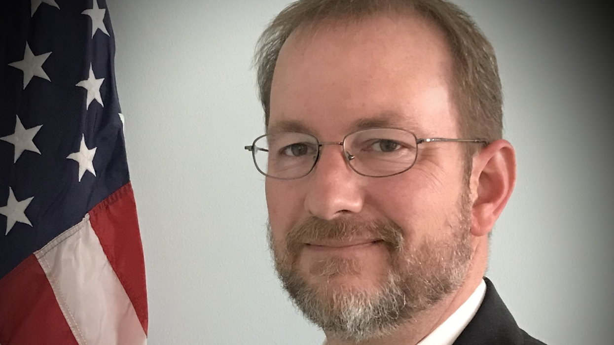 GOP Candidate Tells Supporters to 'Show up Armed' to Polling Places in Unhinged Speech