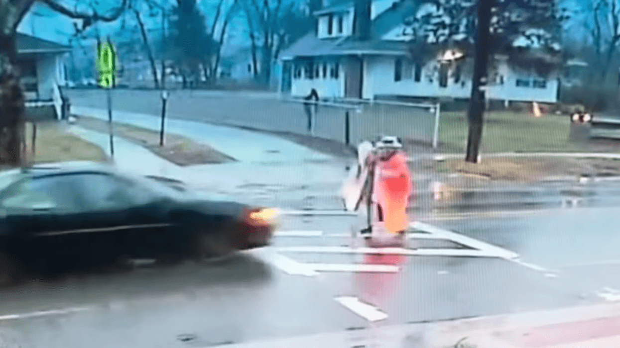 Maryland Crossing Guard Hailed As Hero After Quick Reflexes Save Girl From Getting Hit By Car