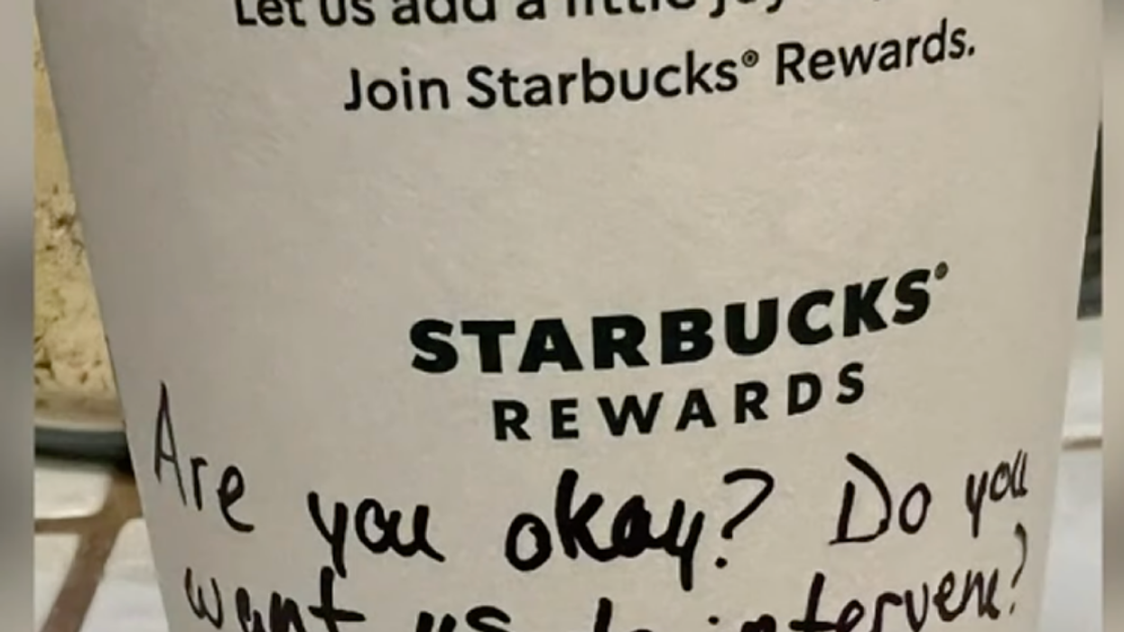 Starbucks Workers Praised For Writing On Coffee Cup To Help Girl They Feared Was In Danger