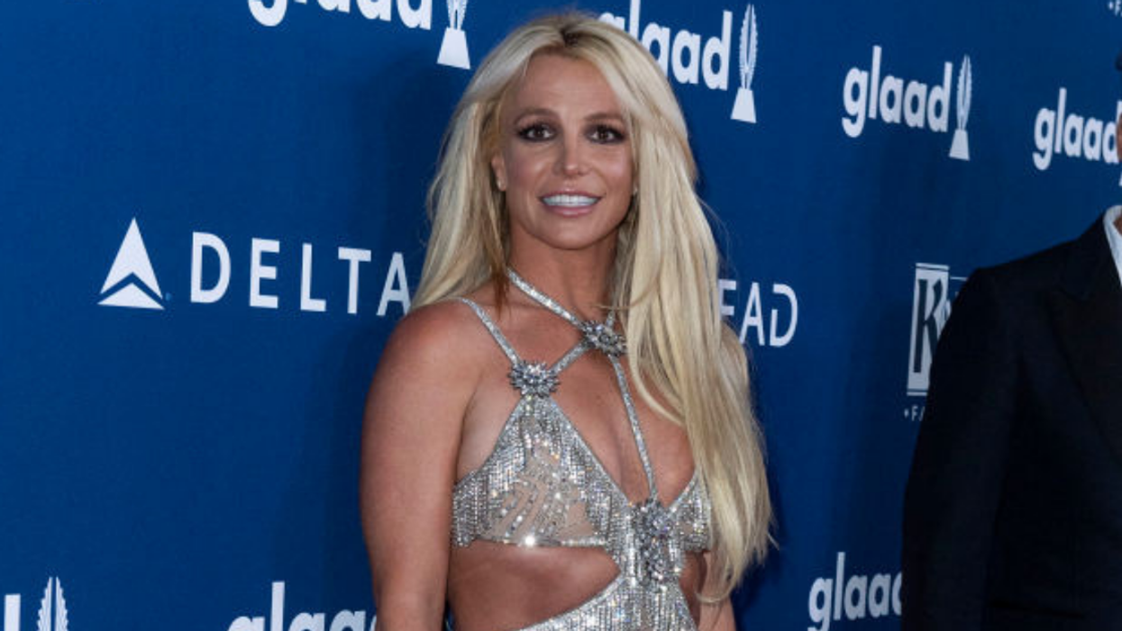Britney Spears' Defense Of Her Nude Beach Photos Sparks Debate About Ageist Double Standards