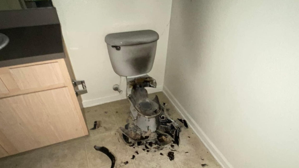 Lightning Strike At Oklahoma Apartment Complex Completely Shatters Toilet—And Here Come The Jokes