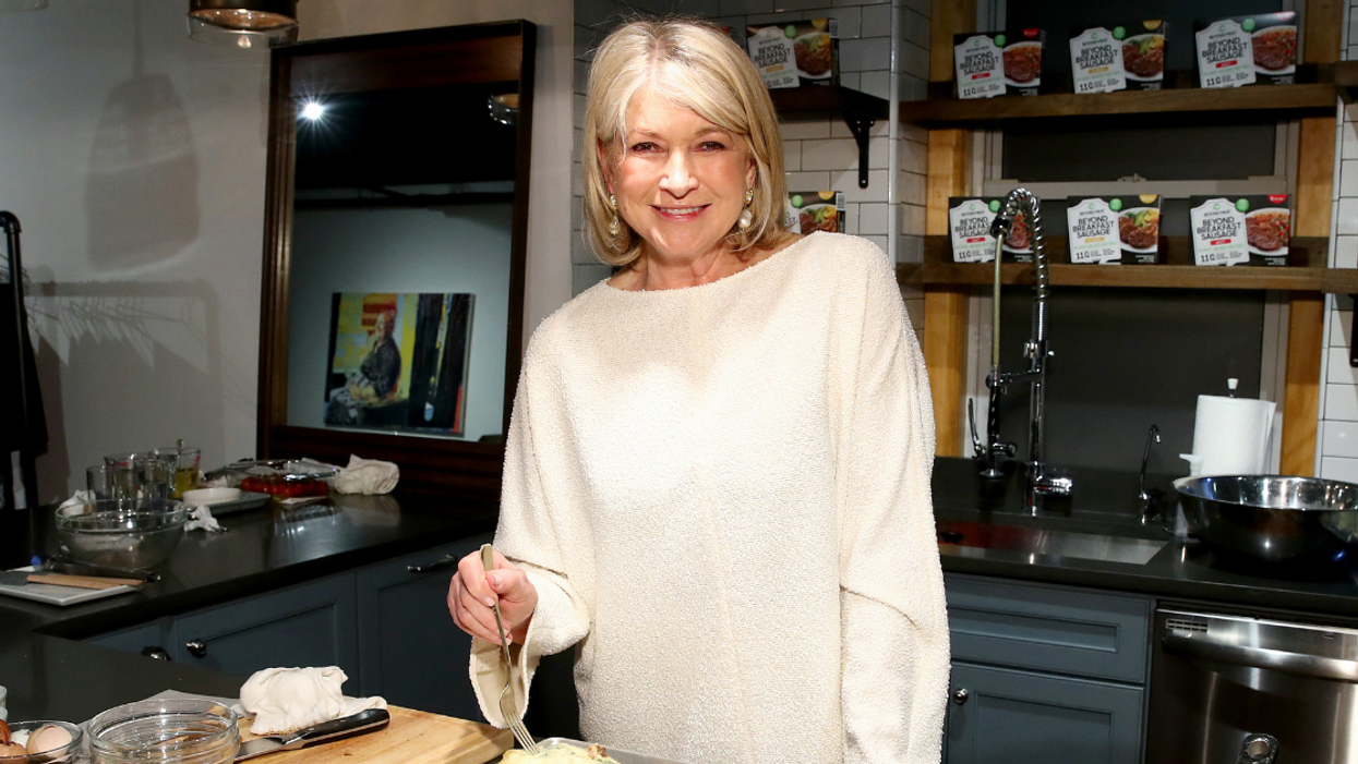 Martha Stewart Jokes About Wishing Her Friends Would Die So She Can Get With Their 'Attractive' Husbands