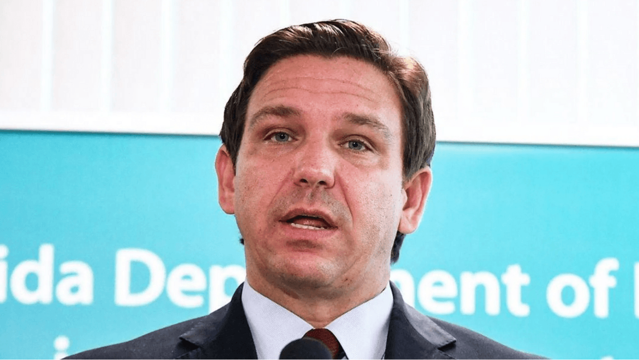 Martha's Vineyard Residents 'Jump Into Action' To Help Migrants DeSantis Sent As Political Stunt