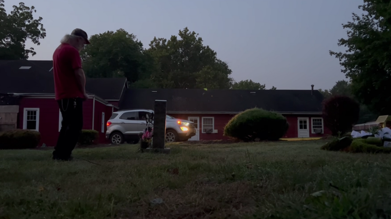 New Jersey Man Discovers Mystery Person Leaving Feces At Mom's Grave Is Her Angry Ex-Husband