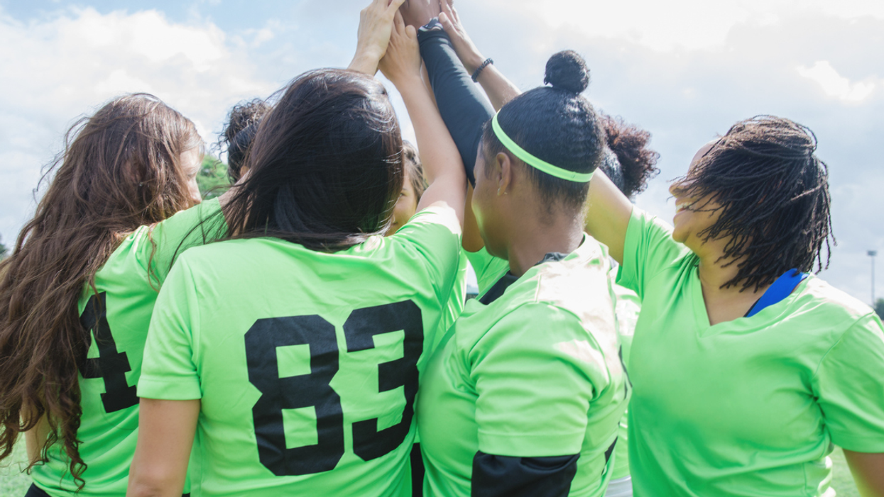 Florida Student Athletes Are Now Being Asked To Track Their Menstrual Cycles Online