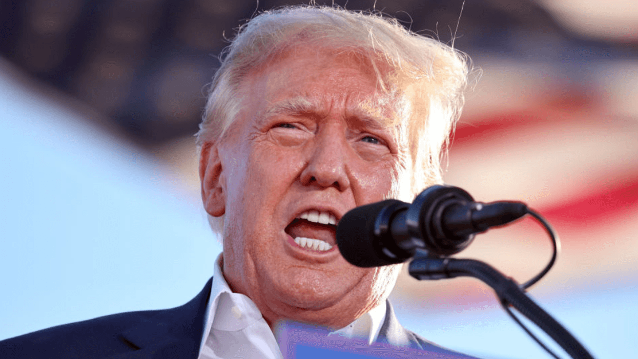 National Archives Bluntly Factchecks Trump's Claim That Bush And Clinton Mishandled Presidential Documents